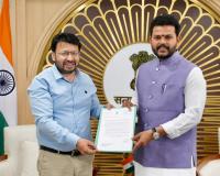 ਡਾ. ਰਵਜੋਤ ਸਿੰਘ ਨੇ ਕੇਂਦਰੀ ਸ਼ਹਿਰੀ ਹਵਾਬਾਜ਼ੀ ਮੰਤਰੀ ਕੇ.ਆਰ. ਨਾਇਡੂ ਨਾਲ ਕੀਤੀ ਮੁਲਾਕਾਤ; ਫਸੇ ਹੋਏ ਪੰਜਾਬੀਆਂ ਲਈ ਬਚਾਅ ਉਡਾਣਾਂ ਸ਼ੁਰੂ ਕਰਨ ਦੀ ਕੀਤੀ ਮੰਗ